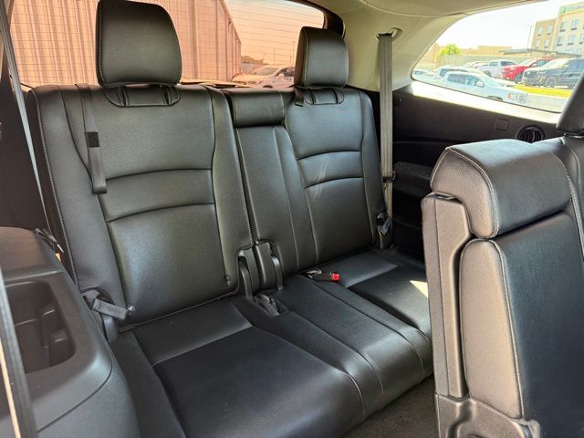 used 2022 Honda Pilot car, priced at $29,107