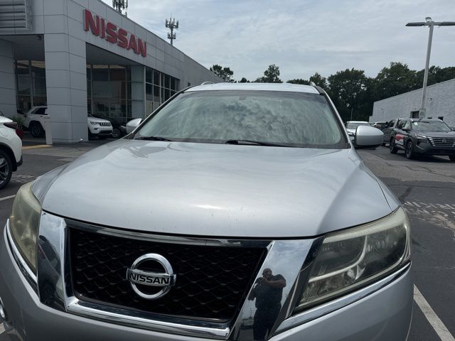 2014 Nissan Pathfinder SL 2