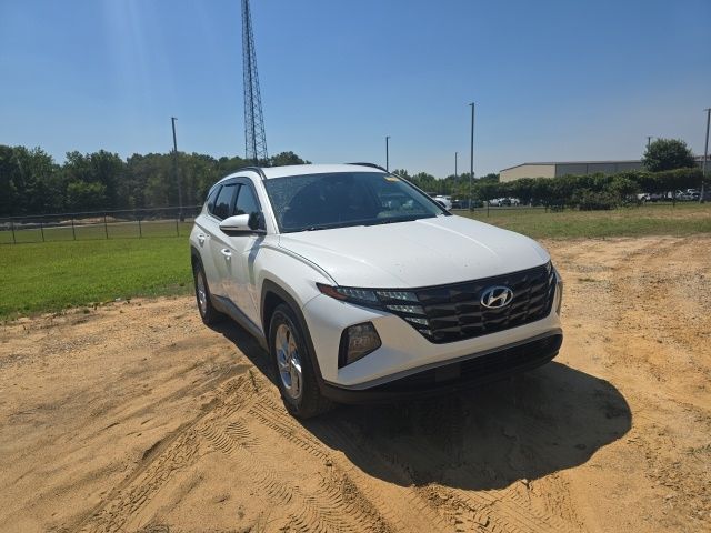 Used 2022 Quartz White Hyundai SEL image 12