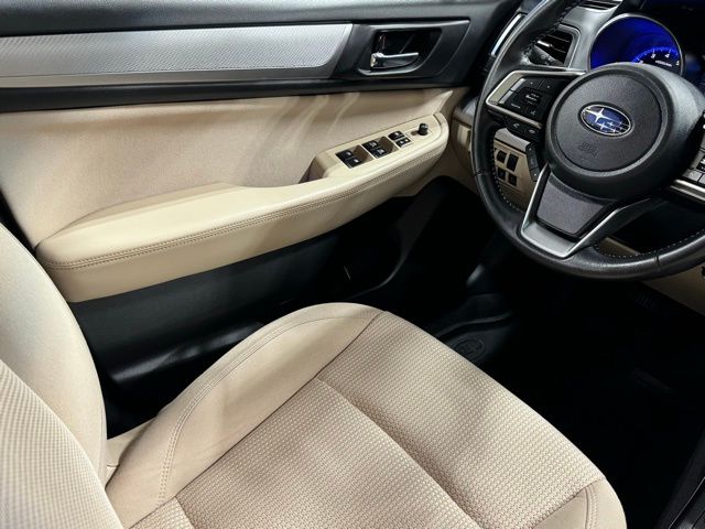 2019 Subaru Outback 2.5i Premium 26