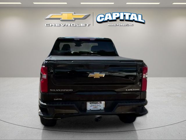 Used 2022 Black Chevrolet Custom image 4