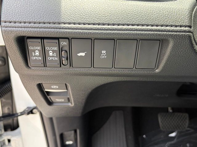 new 2026 Honda Odyssey car, priced at $43,833