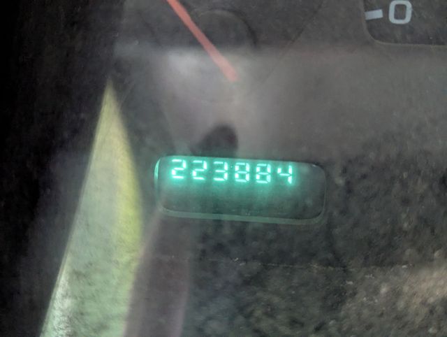 2004 White Dodge Dakota Sport 4X4 Truck