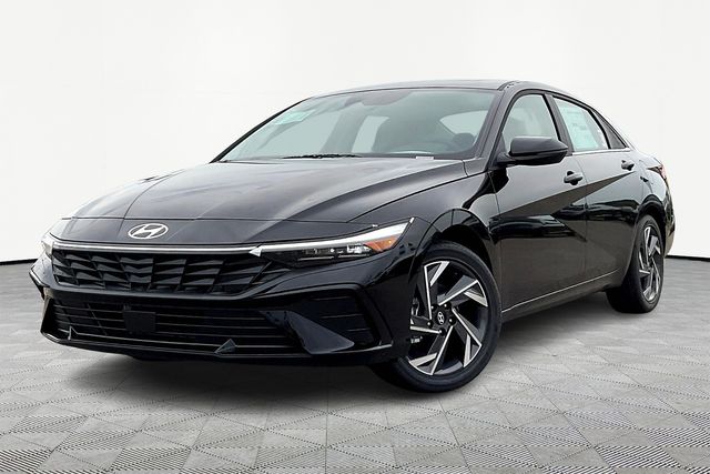2024 Hyundai Elantra Hybrid Limited photo
