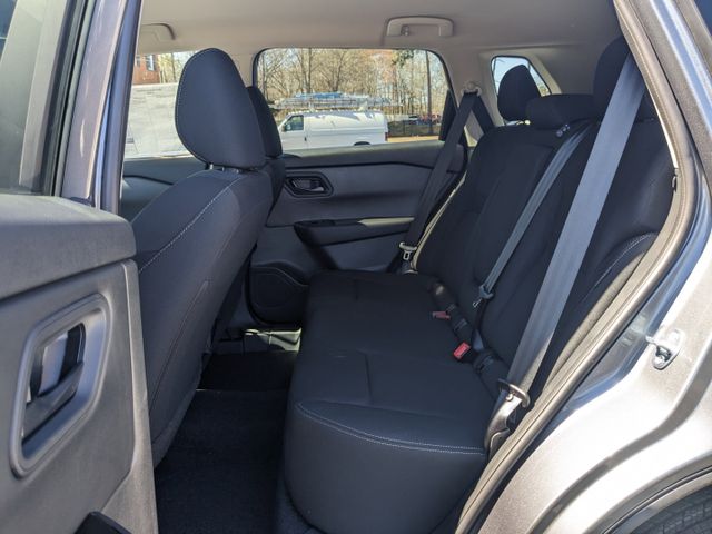 2025 Nissan Rogue S photo