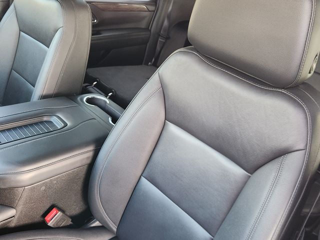 2023 Chevrolet Suburban Z71 White at Cook Ford
