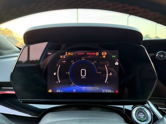 Used 2025 Chevrolet Trax SUV