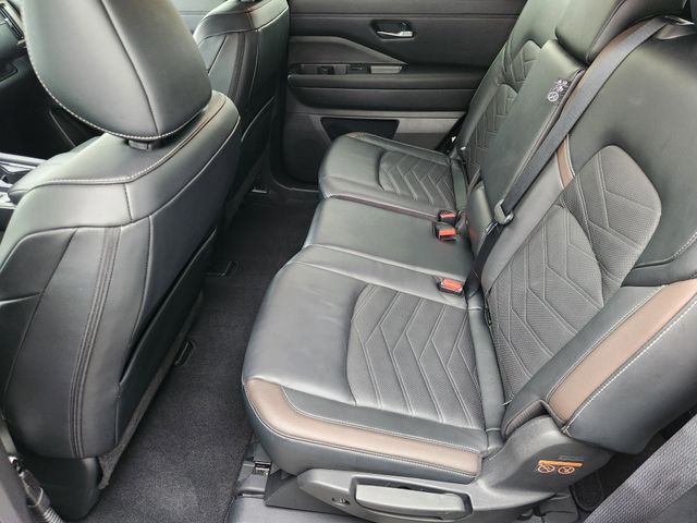 Used 2024 Nissan Pathfinder SUV