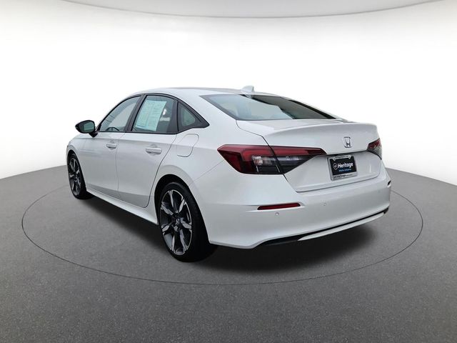 View vehicle photo 7