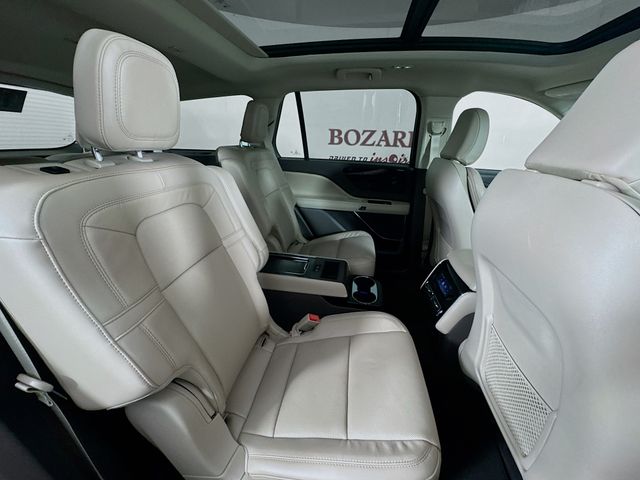 2022 Pristine White Metallic Tri-Coat Lincoln Aviator Reserve RWD SUV