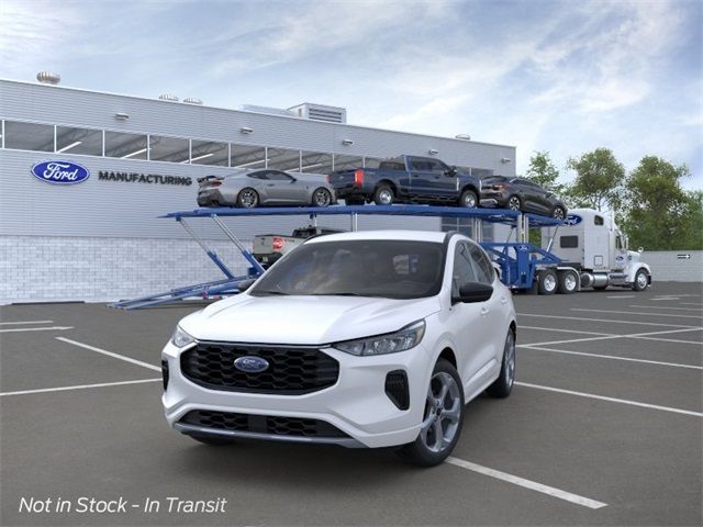 2024 Ford Escape ST-Line photo