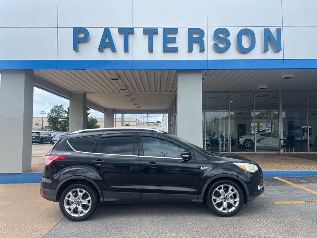 2015 Ford Escape Titanium's photo
