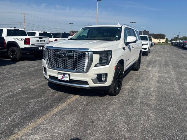 2022 GMC Yukon XL Denali 4WD