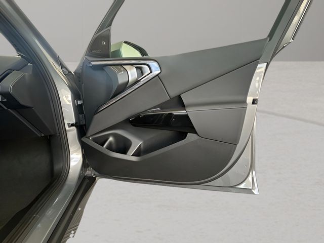 2026 BMW X3 30 - Photo 27