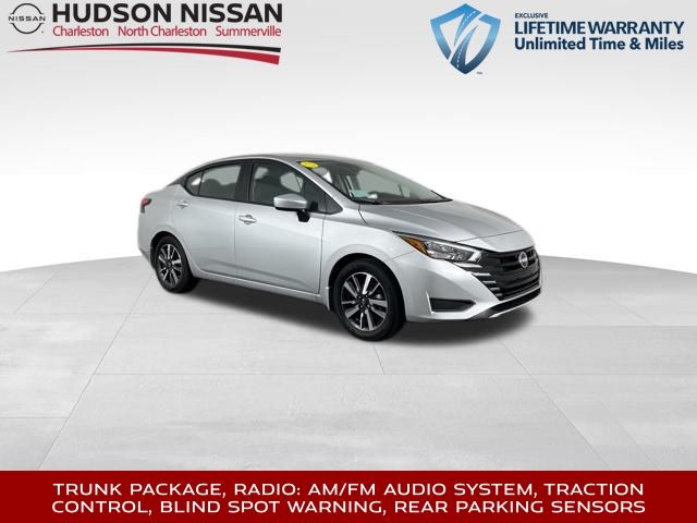 2025 Brilliant Silver Metallic Nissan Versa 1.6 SV FWD Sedan