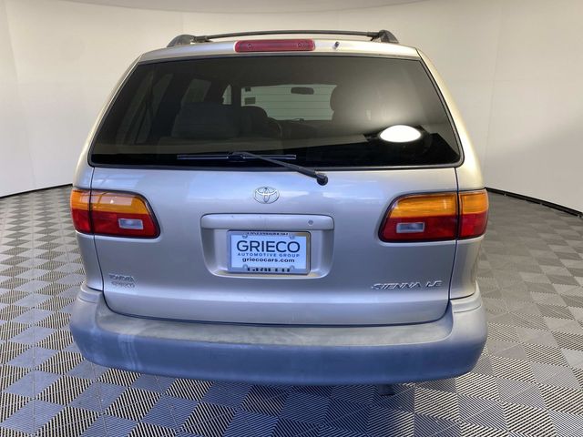 2000 Toyota Sienna Beige - Grieco Acura - Image 7