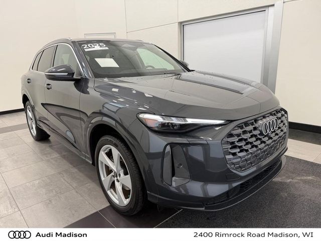 Gray Metallic 2025 Audi Q5 SUV / Crossover All-Wheel Drive 7-Speed Automatic