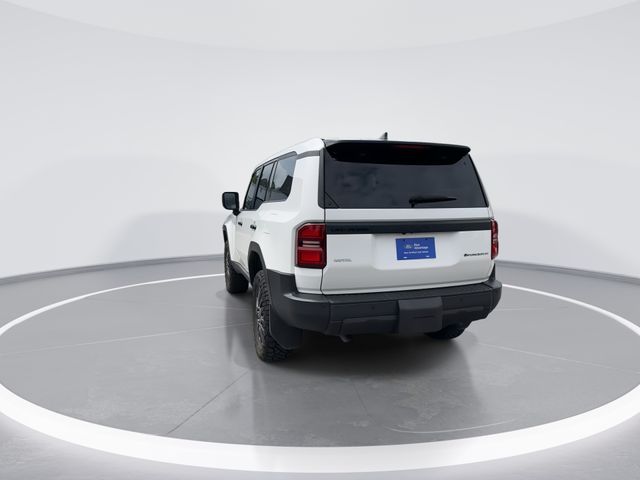 Used 2024 White Toyota 1958 image 6
