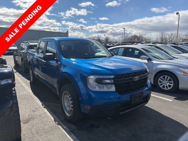 Velocity Blue Metallic 2022 Ford Maverick XL SuperCrew AWD Pickup Truck All-Wheel Drive 8-Speed Automatic