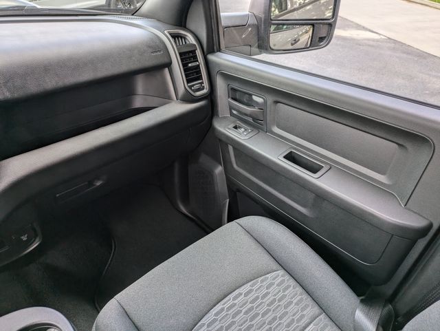 2026 Ram 2500 Black Express Crew Cab 4x4 6'4" Box
