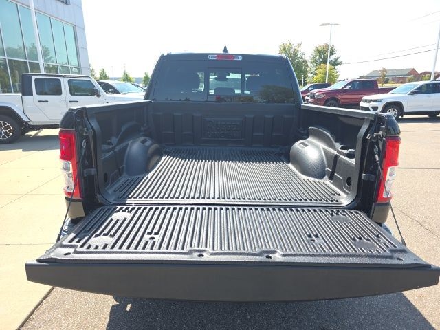 2021 Ram 1500 Big Horn/Lone Star - Diamond Black Crystal Pearlcoat exterior view 7