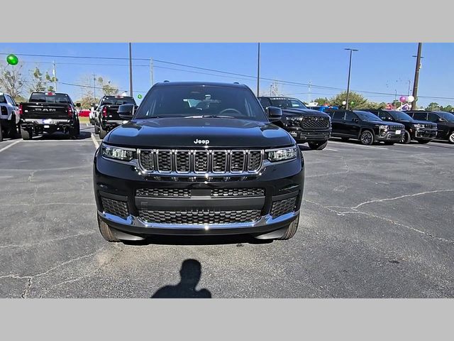 2026 Jeep Grand Cherokee L Laredo 4x4