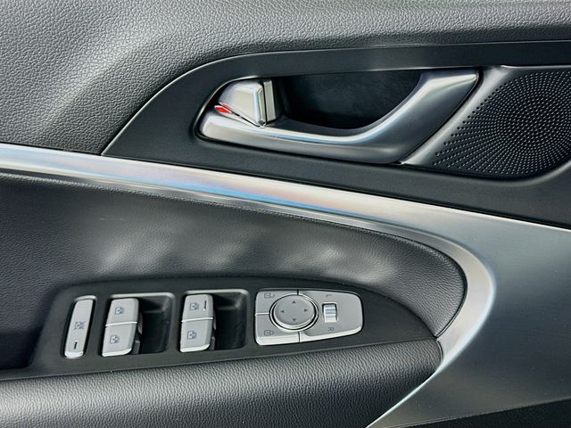 Thumbnail: 2026 Genesis G70 - 18