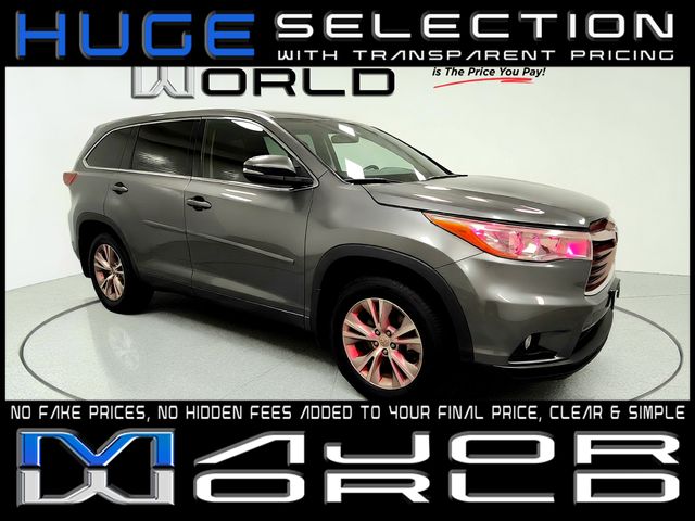 2015 Toyota Highlander LE Plus V6 AWD 2015 Toyota Highlander LE Plus V6 AWD