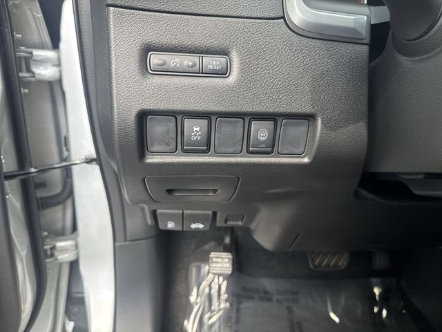 Used 2024 Silver Nissan SV image 24