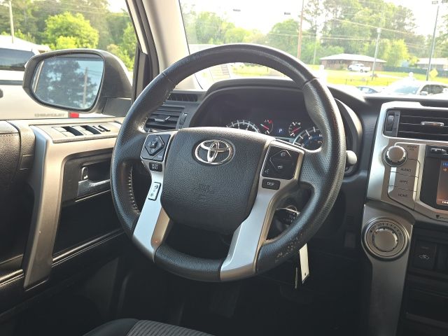 2017 Toyota 4Runner SR5:169086A