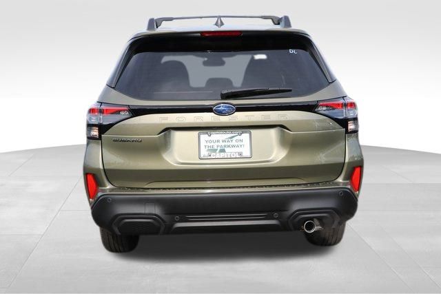 2025 Subaru Forester Limited 18