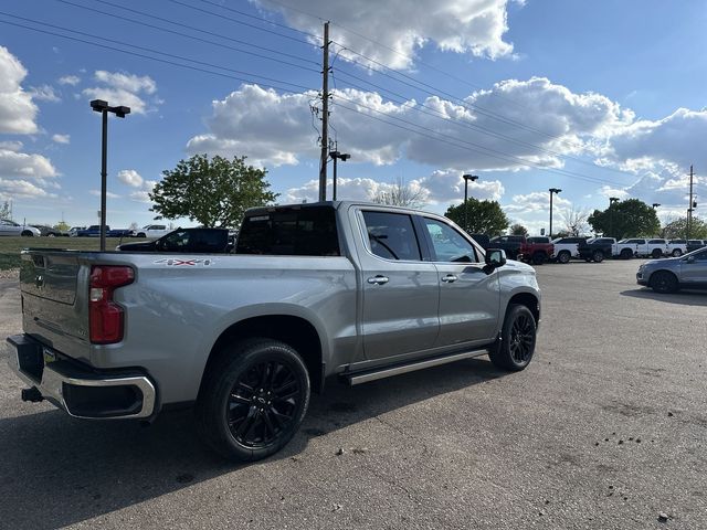 2024 Chevrolet Silverado 1500 LTZ photo