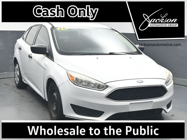 Oxford White 2016 Ford Focus S Sedan Front-Wheel Drive 6-Speed Automatic