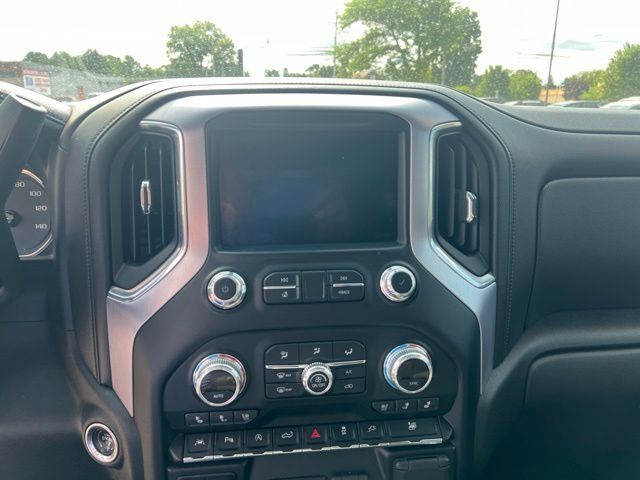 2019 GMC Sierra 1500 SLT - Quartz Metallic exterior view 11