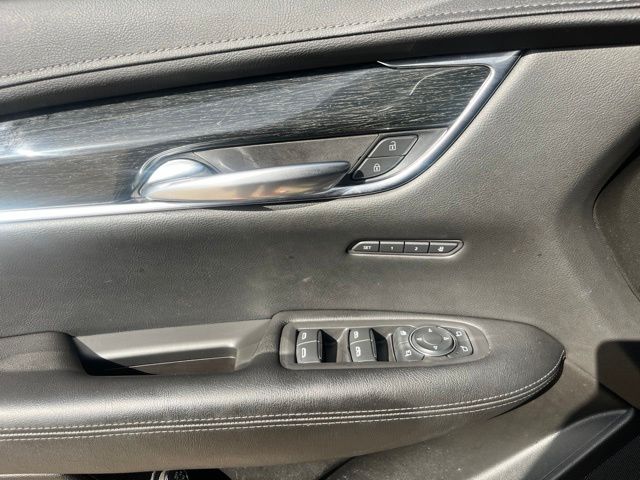 Used 2021 Cadillac XT5 SUV