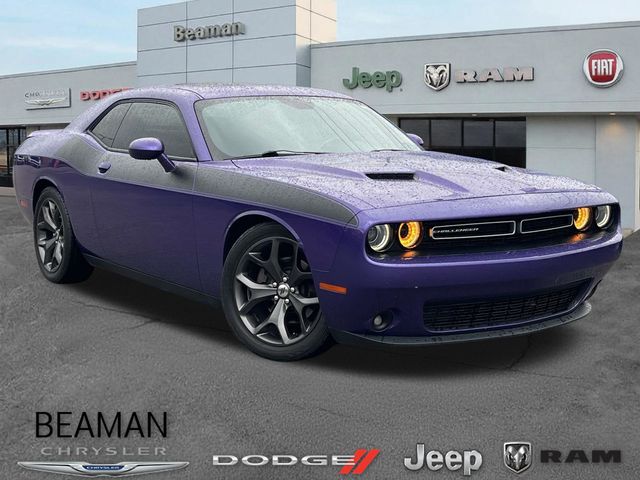 2018 Dodge Challenger SXT RWD