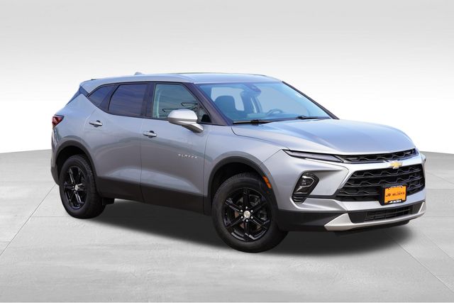 Sterling Gray Metallic 2025 Chevrolet Blazer SUV / Crossover All-Wheel Drive 9-Speed Automatic Overdrive