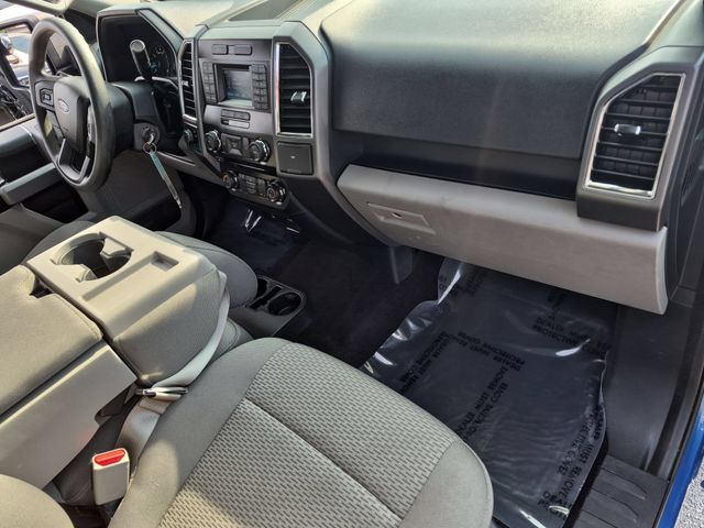Used 2016 Blue Ford XLT image 33