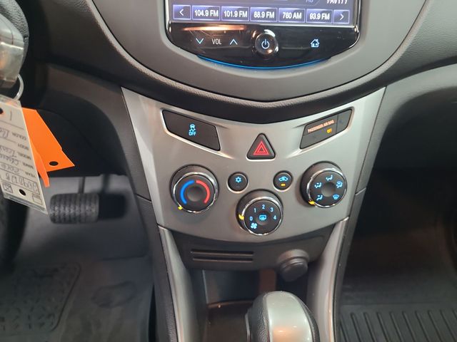 2016 – Chevrolet – Trax