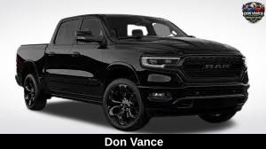 Diamond Black Crystal Pearlcoat 2020 RAM 1500 Laramie Crew Cab 4WD Pickup Truck Four-Wheel Drive 8-Speed Automatic