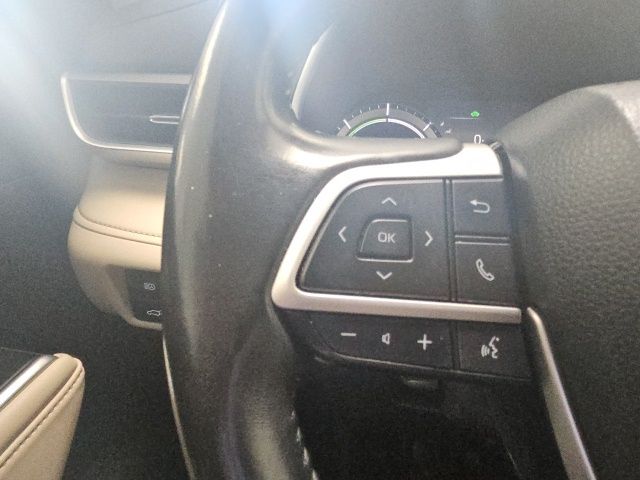 2023 Toyota Highlander Hybrid XLE  at Toyota of Victoria