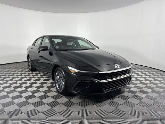 Used 2024 Hyundai Elantra For Sale in Indianapolis, IN