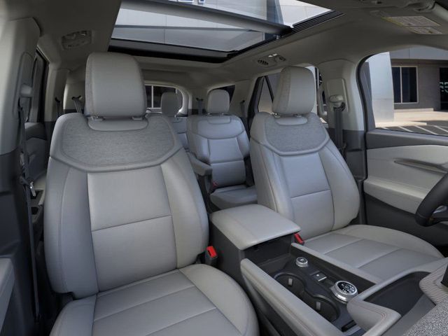 2025 Ford Explorer Active:L167579