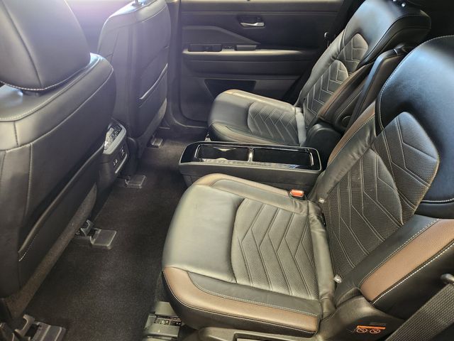 Used 2023 Nissan Pathfinder SUV