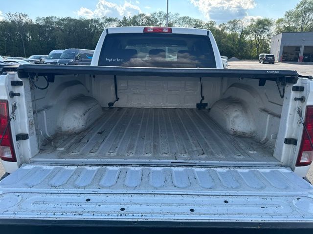 2010 Bright White Clearcoat Dodge 1500 ST 4X4 Truck