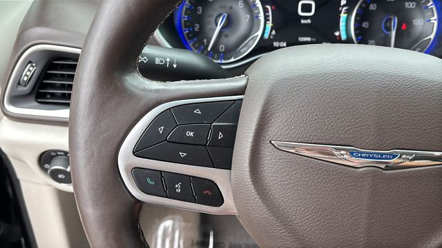 Used 2017 Gray Chrysler Touring L Plus image 22