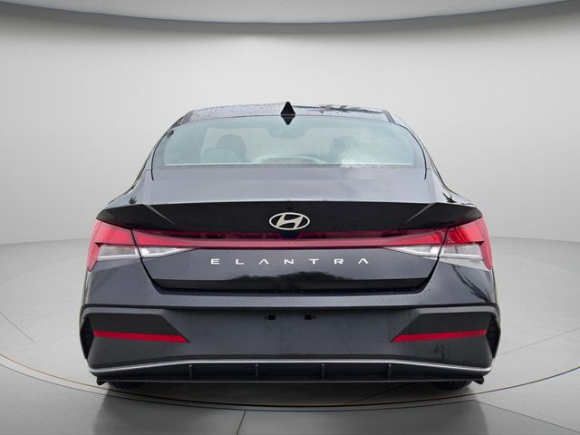 2026 Hyundai Elantra - $21,659