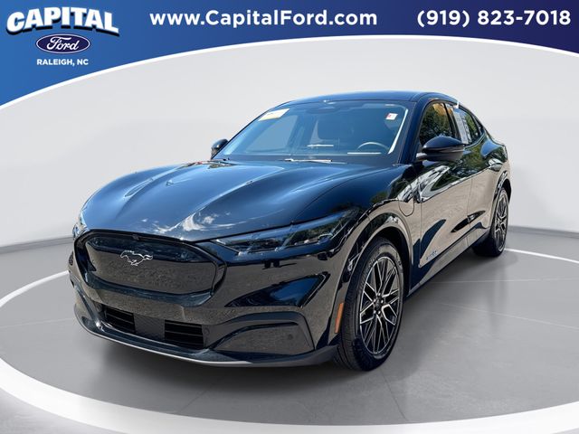 2025 Ford Mustang-Mach-e Premium's photo