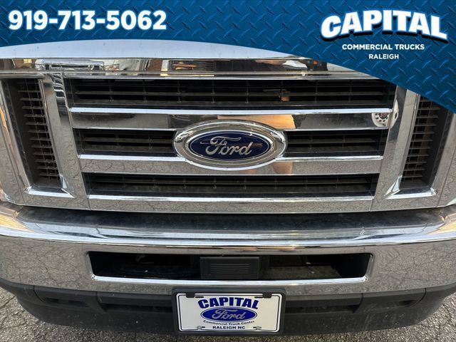 New 2025 White Ford 14FT BOX/SIDE DOOR image 10