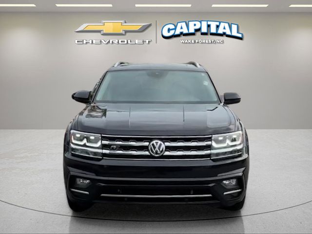 Used 2019 Black Volkswagen 3.6L V6 SEL R-Line image 8